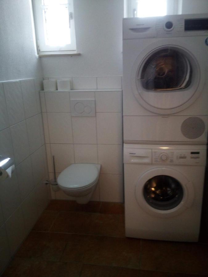 Ferienwohnung Kopold Im alten Schulhaus Pottmes Exterior foto